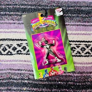NWT VTG 1993 Black Ranger Might Morphin Power Rangers Collectible Figure